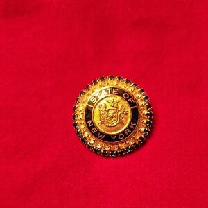 Cinerama Vintage Goldtone New York State Pin With Blue And White Rhinestones.